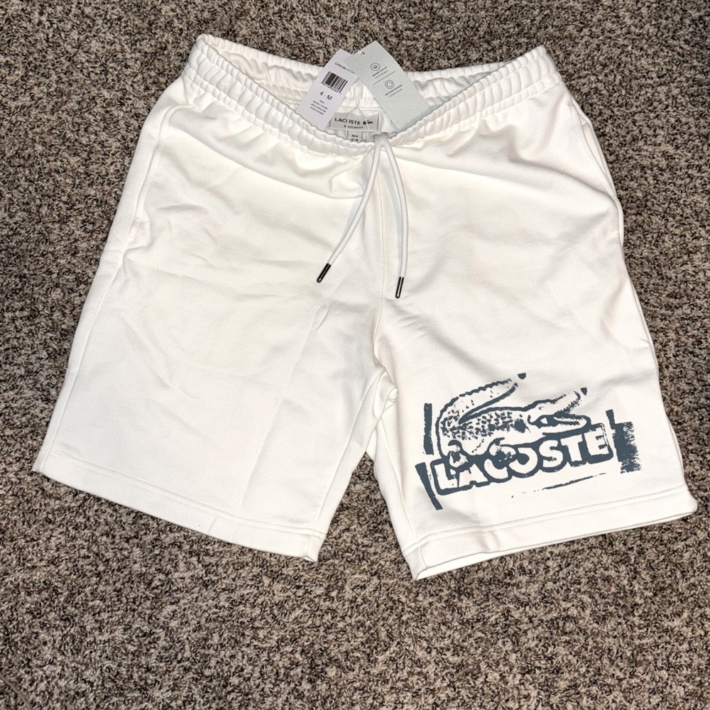 Lacoste printed fleece 8.5” inseam shorts. Men’s Med.& Large NWT